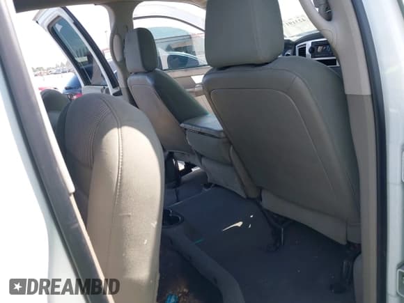 ✅ 2007 Dodge 2500 SLT • VIN: 1D7KS28AX7J617833 • Lot: 42319171. Listed on IAAI with 334,920 mi. Free auction sales archive from the USA and detailed vehicle history report at DreamBid. Image 8.