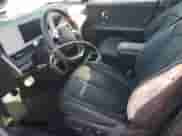 2023 Hyundai Ioniq 5 SEL с VIN KM8KN4AE7PU182631, выставлен на аукционе Copart как лот 75385923 с пробегом 4 838 миль миль и . История ставок и продаж доступна на DreamBid. Изображение 7.