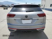 ✅ 2020 Volkswagen Atlas SEL Premium • VIN: 1V2NE2CA9LC211447 • Lot: 67116325. Wystawiony na Copart z przebiegiem 65 997 mil. Bezpłatny archiwum sprzedaży aukcyjnych z USA i szczegółowy raport historii pojazdu na DreamBid. Zdjęcie 6.