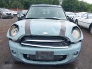 ✅ 2011 MINI Clubman • VIN: WMWZF3C50BT187818 • Лот: 42948337. Опубликован ранее на IAAI с пробегом 130 062 миль. Бесплатный доступ к архиву аукционных продаж из США и подробный отчёт об истории автомобиля на DreamBid. Изображение 18.