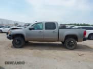 ✅ 2013 GMC Sierra 1500 SLT • VIN: 3GTP2WE74DG143536 • Лот: 43154401. Опубликован ранее на IAAI с пробегом 161 535 миль. Бесплатный доступ к архиву аукционных продаж из США и подробный отчёт об истории автомобиля на DreamBid. Изображение 14.