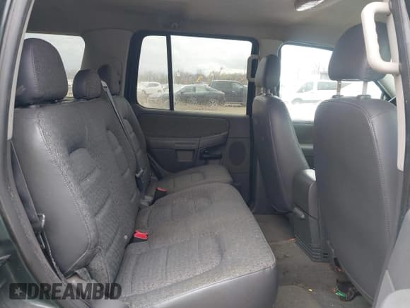 ✅ 2003 Ford Explorer XLS • VIN: 1FMZU62K73UC55170 • Lot: 42028162. Listed on IAAI with 242,474 mi. Free auction sales archive from the USA and detailed vehicle history report at DreamBid. Image 8.