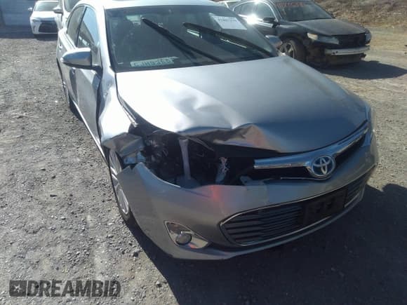 ✅ 2015 Toyota Avalon XLE Touring • VIN: 4T1BD1EB5FU047681 • Lot: 41807379. Wystawiony na IAAI z przebiegiem 72 526 mil. Bezpłatny archiwum sprzedaży aukcyjnych z USA i szczegółowy raport historii pojazdu na DreamBid. Zdjęcie 6.