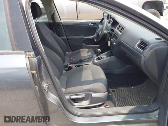 ✅ 2012 Volkswagen Jetta S • VIN: 3VW2K7AJ1CM349444 • Lot: 42420886. Listed on IAAI with 174,406 mi. Free auction sales archive from the USA and detailed vehicle history report at DreamBid. Image 5.