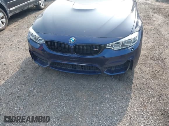 ✅ 2015 BMW M4 • VIN: WBS3U9C50FP967987 • Lot: 42382479. Listed on IAAI with 34,384 mi. Free auction sales archive from the USA and detailed vehicle history report at DreamBid. Image 20.
