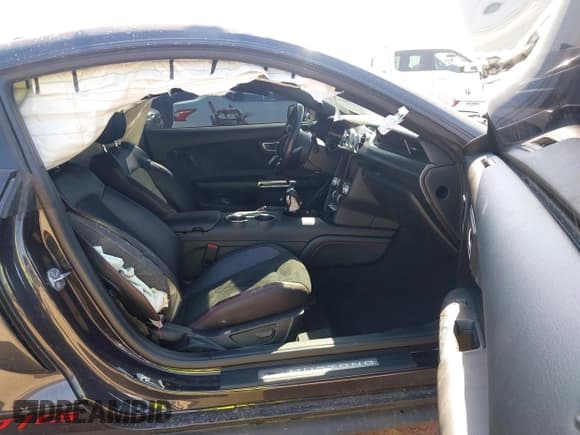 ✅ 2022 Ford Mustang GT • VIN: 1FA6P8CF9N5138107 • Lot: 43187991. Listed on IAAI with 37,322 mi. Free auction sales archive from the USA and detailed vehicle history report at DreamBid. Image 5.