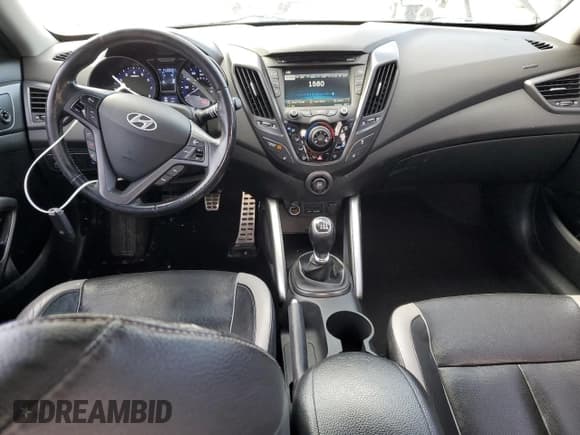 ✅ 2013 Hyundai Veloster Turbo • VIN: KMHTC6AE5DU171922 • Lot: 85494474. Wystawiony na Copart z przebiegiem 143 906 mil. Bezpłatny archiwum sprzedaży aukcyjnych z USA i szczegółowy raport historii pojazdu na DreamBid. Zdjęcie 8.