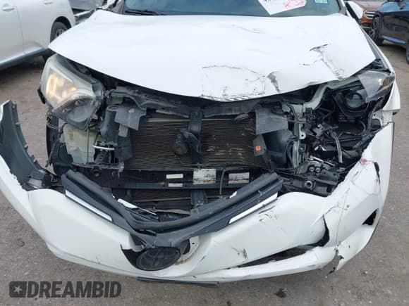 ✅ 2016 Toyota RAV4 XLE • VIN: 2T3WFREV6GW261866 • Лот: 43473088. Опубликован ранее на IAAI с пробегом 75 231 миль. Бесплатный доступ к архиву аукционных продаж из США и подробный отчёт об истории автомобиля на DreamBid. Изображение 6.