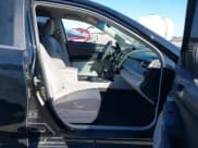 ✅ 2013 Toyota Camry SE • VIN: 4T1BF1FK4DU700989 • Lot: 43629870. Listed on IAAI with 181,951 mi. Free auction sales archive from the USA and detailed vehicle history report at DreamBid. Image 5.