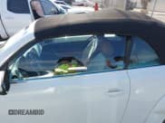 ✅ 2017 Volkswagen Beetle S • VIN: 3VW517AT5HM822139 • Лот: 42778864. Опубликован ранее на IAAI с пробегом 62 923 миль. Бесплатный доступ к архиву аукционных продаж из США и подробный отчёт об истории автомобиля на DreamBid. Изображение 18.