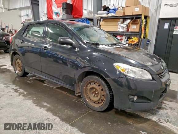 ✅ 2010 Toyota Matrix • VIN: 2T1KU4EE8AC213553 • Lot: 95502985. Wystawiony na Copart z przebiegiem 288 625 mil. Bezpłatny archiwum sprzedaży aukcyjnych z USA i szczegółowy raport historii pojazdu na DreamBid. Zdjęcie 4.