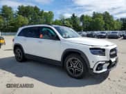 ✅ 2024 Mercedes-Benz GLB 250 • VIN: W1N4M4HB2RW350364 • Lot: 57081565. Wystawiony na Copart z przebiegiem 9 338 mil. Bezpłatny archiwum sprzedaży aukcyjnych z USA i szczegółowy raport historii pojazdu na DreamBid. Zdjęcie 4.