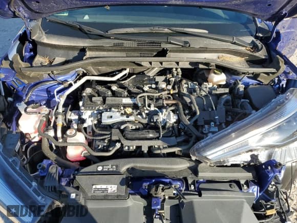 ✅ 2024 Toyota Corolla Cross Hybrid XSE • VIN: 7MUFBABG9RV042297 • Lot: 84660975. Listed on Copart with 19,310 mi. Free auction sales archive from the USA and detailed vehicle history report at DreamBid. Image 12.