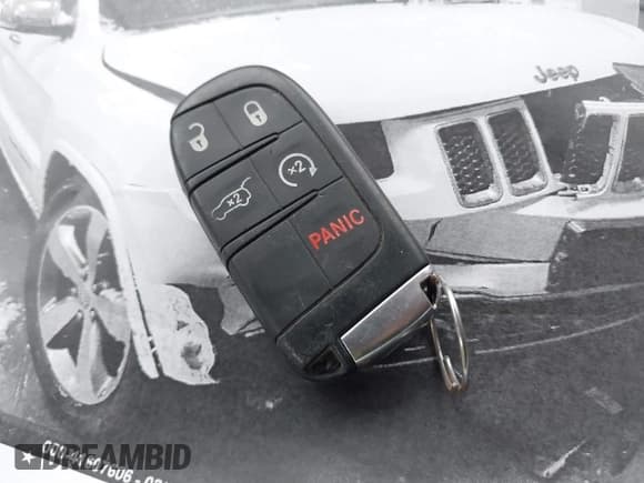 ✅ 2015 Jeep Grand Cherokee Overland • VIN: 1C4RJFCG2FC741015 • Лот: 41607606. Опубликован ранее на IAAI с пробегом 132 038 миль. Бесплатный доступ к архиву аукционных продаж из США и подробный отчёт об истории автомобиля на DreamBid. Изображение 11.