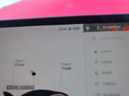 ✅ 2019 Tesla Model 3 Mid Range • VIN: 5YJ3E1EA7KF396485 • Lot: 41999619. Wystawiony na IAAI z przebiegiem 48 090 mil. Bezpłatny archiwum sprzedaży aukcyjnych z USA i szczegółowy raport historii pojazdu na DreamBid. Zdjęcie 18.