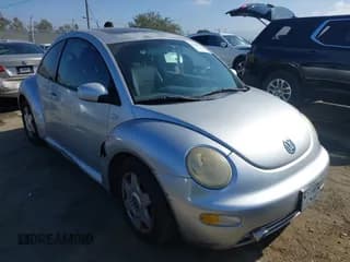✅ 2001 Volkswagen Beetle GLS • VIN: 3VWCK21C71M426906 • Lot: 43193470. Listed on IAAI with 206,267 mi. Free auction sales archive from the USA and detailed vehicle history report at DreamBid. Image 1.