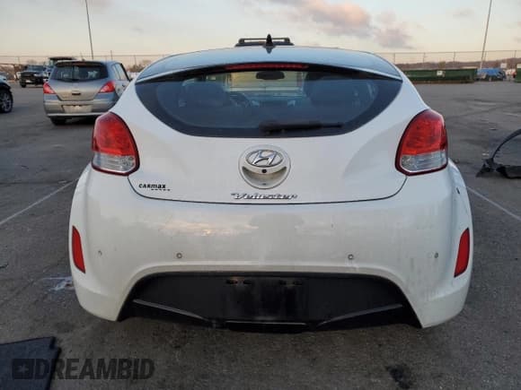 ✅ 2015 Hyundai Veloster • VIN: KMHTC6AD6FU237811 • Lot: 83592974. Listed on Copart with 122,604 mi. Free auction sales archive from the USA and detailed vehicle history report at DreamBid. Image 6.