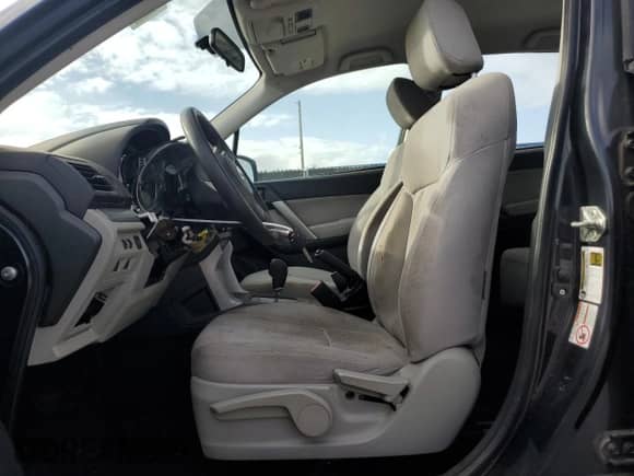 2014 Subaru Forester 2.5i с VIN JF2SJAAC1EH408022, выставлен на аукционе Copart как лот 85176535 с пробегом Не указан миль и Чистый • Clean title. История ставок и продаж доступна на DreamBid. Изображение 7.