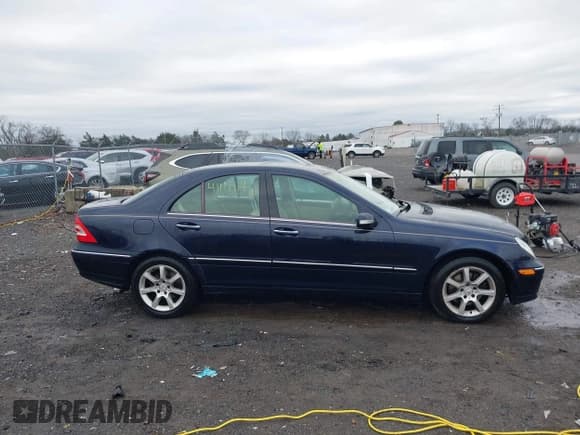 ✅ 2007 Mercedes-Benz C 280 Luxury • VIN: WDBRF92H67F903191 • Lot: 41112114. Wystawiony na IAAI z przebiegiem 125 519 mil. Bezpłatny archiwum sprzedaży aukcyjnych z USA i szczegółowy raport historii pojazdu na DreamBid. Zdjęcie 13.