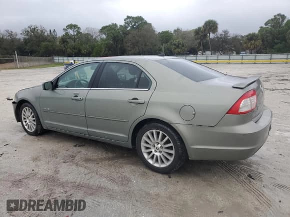 ✅ 2008 Mercury Milan Premier • VIN: 3MEHM08ZX8R601064 • Lot: 88771295. Wystawiony na Copart z przebiegiem 247 671 mil. Bezpłatny archiwum sprzedaży aukcyjnych z USA i szczegółowy raport historii pojazdu na DreamBid. Zdjęcie 2.