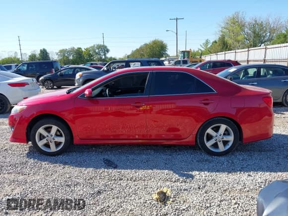 ✅ 2012 Toyota Camry LE • VIN: 4T1BF1FK5CU561440 • Lot: 43418931. Listed on IAAI with 125,095 mi. Free auction sales archive from the USA and detailed vehicle history report at DreamBid. Image 14.