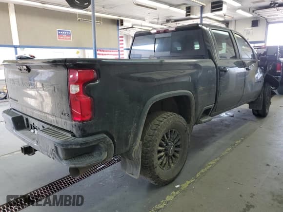 ✅ 2021 Chevrolet Silverado 2500HD LTZ • VIN: 1GC4YPEY0MF170850 • Лот: 70945795. Опубликован ранее на Copart с пробегом Не указан. Бесплатный доступ к архиву аукционных продаж из США и подробный отчёт об истории автомобиля на DreamBid. Изображение 3.