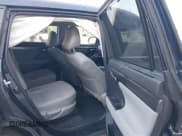 ✅ 2020 Toyota Highlander Limited • VIN: 5TDDZRBH5LS015903 • Lot: 43308080. Wystawiony na IAAI z przebiegiem 48 286 mil. Bezpłatny archiwum sprzedaży aukcyjnych z USA i szczegółowy raport historii pojazdu na DreamBid. Zdjęcie 8.