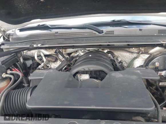 ✅ 2016 Chevrolet Suburban Commercial • VIN: 1GNSKKEC0GR427659 • Lot: 43647762. Wystawiony na IAAI z przebiegiem Nie podano. Bezpłatny archiwum sprzedaży aukcyjnych z USA i szczegółowy raport historii pojazdu na DreamBid. Zdjęcie 10.