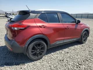 ✅ 2020 Nissan Kicks SR • VIN: 3N1CP5DV0LL544715 • Lot: 64122965. Wystawiony na Copart z przebiegiem 99 530 mil. Bezpłatny archiwum sprzedaży aukcyjnych z USA i szczegółowy raport historii pojazdu na DreamBid. Zdjęcie 3.