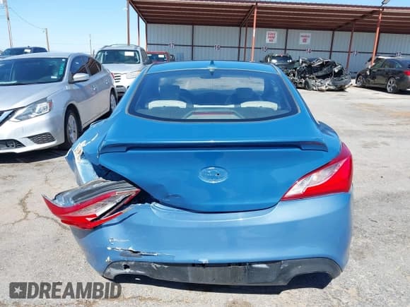 ✅ 2010 Hyundai Genesis Coupe Track • VIN: KMHHU6KH2AU010760 • Lot: 42688972. Wystawiony na IAAI z przebiegiem 112 055 mil. Bezpłatny archiwum sprzedaży aukcyjnych z USA i szczegółowy raport historii pojazdu na DreamBid. Zdjęcie 16.