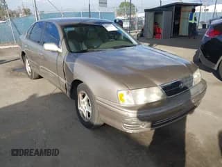 ✅ 1999 Toyota Avalon XL • VIN: 4T1BF18B2XU336752 • Lot: 43437089. Wystawiony na IAAI z przebiegiem 237 792 mil. Bezpłatny archiwum sprzedaży aukcyjnych z USA i szczegółowy raport historii pojazdu na DreamBid. Zdjęcie 1.