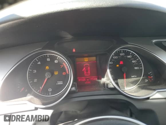 ✅ 2010 Audi A5 Premium Plus • VIN: WAURFAFR4AA031777 • Lot: 72640384. Listed on Copart with 97,225 mi. Free auction sales archive from the USA and detailed vehicle history report at DreamBid. Image 9.