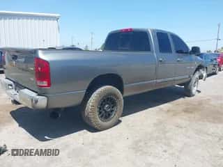 2006 Dodge 3500 SLT z VIN 3D7LX38C36G253557, wystawiony jako IAAI lot #42478965 z przebiegiem 287 552 mil mil oraz . Historia ofert i sprzedaży dostępna na DreamBid. Obrazek 4.