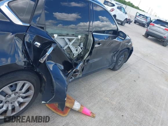 ✅ 2017 Nissan Altima S • VIN: 1N4AL3AP2HC496329 • Лот: 42815000. Опубликован ранее на IAAI с пробегом 97 843 миль. Бесплатный доступ к архиву аукционных продаж из США и подробный отчёт об истории автомобиля на DreamBid. Изображение 6.