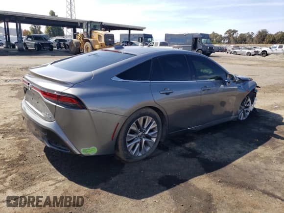 ✅ 2022 Toyota Mirai XLE • VIN: JTDAAAAA6NA007566 • Lot: 70970994. Wystawiony na Copart z przebiegiem 20 775 mil. Bezpłatny archiwum sprzedaży aukcyjnych z USA i szczegółowy raport historii pojazdu na DreamBid. Zdjęcie 3.