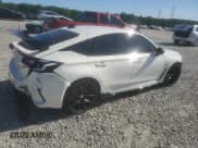 ✅ 2023 Honda Civic Type R • VIN: JHMFL5G42PX003702 • Lot: 61310054. Wystawiony na Copart z przebiegiem 3 158 mil. Bezpłatny archiwum sprzedaży aukcyjnych z USA i szczegółowy raport historii pojazdu na DreamBid. Zdjęcie 3.