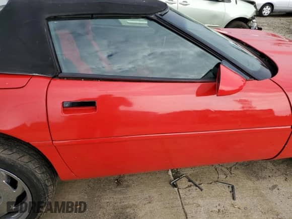 1994 Chevrolet Corvette с VIN 1G1YY32P1R5114993, выставлен на аукционе Copart как лот 82094525 с пробегом Не указан миль и Чистый • Clean title. История ставок и продаж доступна на DreamBid. Изображение 10.