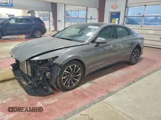 ✅ 2023 Hyundai Sonata Limited • VIN: KMHL34J22PA262906 • Лот: 93976165. Опубликован ранее на Copart с пробегом 42 402 миль. Бесплатный доступ к архиву аукционных продаж из США и подробный отчёт об истории автомобиля на DreamBid. Изображение 1.