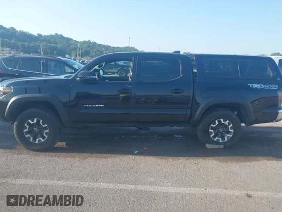 ✅ 2023 Toyota Tacoma SR • VIN: 3TMCZ5AN5PM557374 • Лот: 42978779. Опубликован ранее на IAAI с пробегом 30 175 миль. Бесплатный доступ к архиву аукционных продаж из США и подробный отчёт об истории автомобиля на DreamBid. Изображение 14.