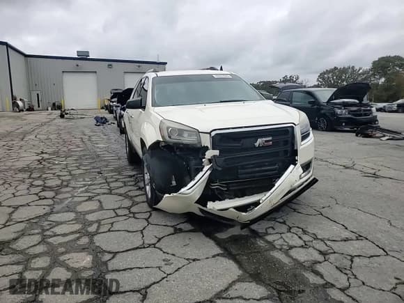 ✅ 2015 GMC Acadia SLE • VIN: 1GKKRPKD1FJ318451 • Лот: 89853985. Опубликован ранее на Copart с пробегом 143 516 миль. Бесплатный доступ к архиву аукционных продаж из США и подробный отчёт об истории автомобиля на DreamBid. Изображение 14.
