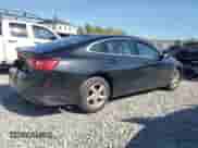 2018 Chevrolet Malibu LS z VIN 1G1ZC5ST1JF172371, wystawiony jako Copart lot #80780405 z przebiegiem 133 856 mil mil oraz Szkoda całkowita • Salvage title. Historia ofert i sprzedaży dostępna na DreamBid. Obrazek 3.