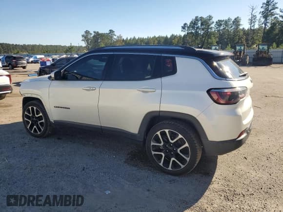 ✅ 2018 Jeep Compass Limited • VIN: 3C4NJCCB6JT124182 • Lot: 89671985. Listed on Copart with 103,459 mi. Free auction sales archive from the USA and detailed vehicle history report at DreamBid. Image 2.