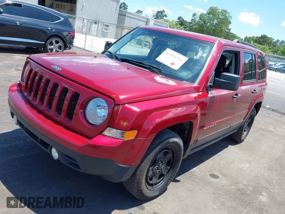 ✅ 2016 Jeep Patriot Sport SE • VIN: 1C4NJPBA8GD676815 • Lot: 42314216. Listed on IAAI with 150,564 mi. Free auction sales archive from the USA and detailed vehicle history report at DreamBid. Image 2.