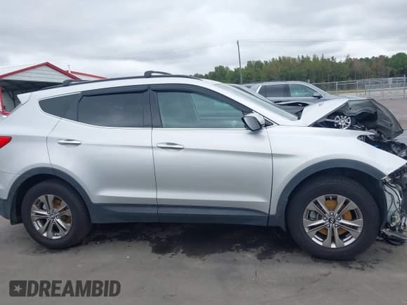 ✅ 2014 Hyundai Santa Fe • VIN: 5XYZU3LB5EG215403 • Лот: 43446723. Опубликован ранее на IAAI с пробегом 150 672 миль. Бесплатный доступ к архиву аукционных продаж из США и подробный отчёт об истории автомобиля на DreamBid. Изображение 14.