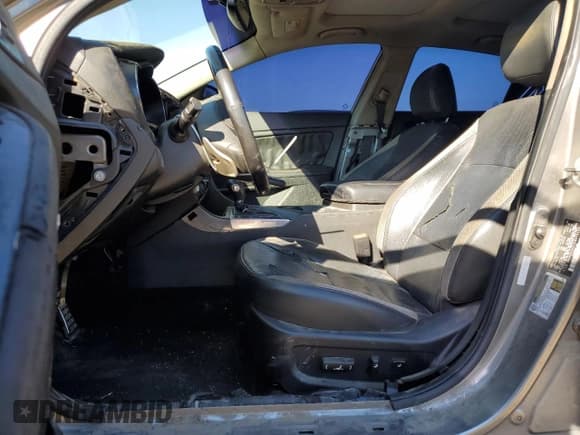 ✅ 2012 Kia Optima SX • VIN: 5XXGR4A67CG075165 • Lot: 85826845. Listed on Copart with 149,073 mi. Free auction sales archive from the USA and detailed vehicle history report at DreamBid. Image 7.