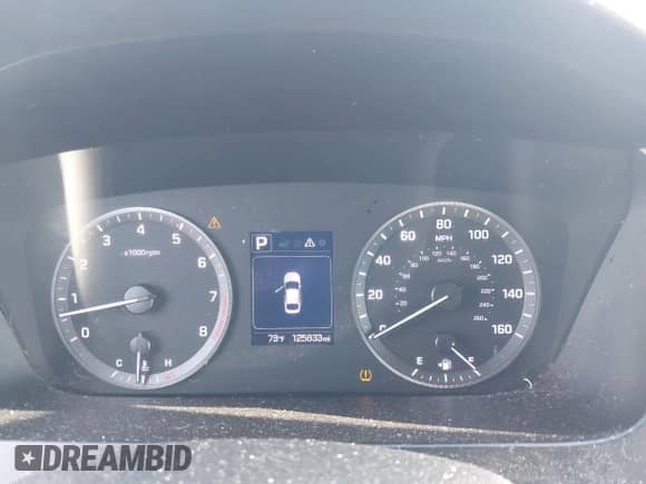 2017 Hyundai Sonata 2.4L z VIN 5NPE24AF6HH480988, wystawiony jako IAAI lot #43392884 z przebiegiem 125 833 mil mil oraz . Historia ofert i sprzedaży dostępna na DreamBid. Obrazek 7.