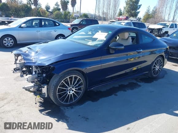 ✅ 2023 Mercedes-Benz C 300 • VIN: W1KWJ8DB4PG125835 • Lot: 41654470. Wystawiony na IAAI z przebiegiem 14 001 mil. Bezpłatny archiwum sprzedaży aukcyjnych z USA i szczegółowy raport historii pojazdu na DreamBid. Zdjęcie 2.