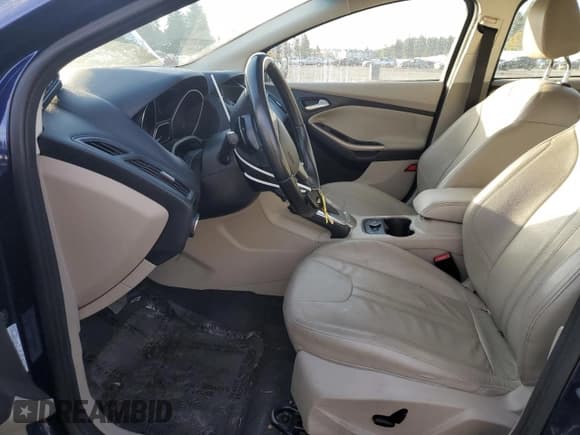 ✅ 2012 Ford Focus SEL • VIN: 1FAHP3H27CL105231 • Lot: 87116485. Listed on Copart with 139,653 mi. Free auction sales archive from the USA and detailed vehicle history report at DreamBid. Image 7.