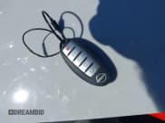 ✅ 2023 Nissan Maxima SV • VIN: 1N4AA6CV5PC510838 • Lot: 43033660. Wystawiony na IAAI z przebiegiem 54 812 mil. Bezpłatny archiwum sprzedaży aukcyjnych z USA i szczegółowy raport historii pojazdu na DreamBid. Zdjęcie 11.