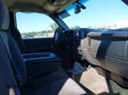 ✅ 2005 GMC Sierra 1500 SLE • VIN: 2GTEC13T651266384 • Лот: 43579635. Опубликован ранее на IAAI с пробегом 193 604 миль. Бесплатный доступ к архиву аукционных продаж из США и подробный отчёт об истории автомобиля на DreamBid. Изображение 5.